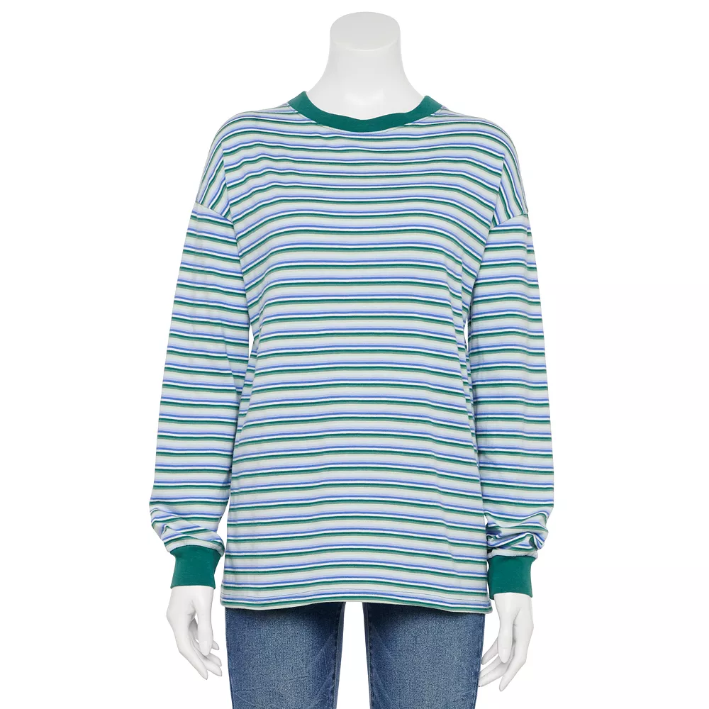 Juniors' SO® Long Sleeve Boyfriend Tee 1 Juniors' SO® Long Sleeve Boyfriend Tee