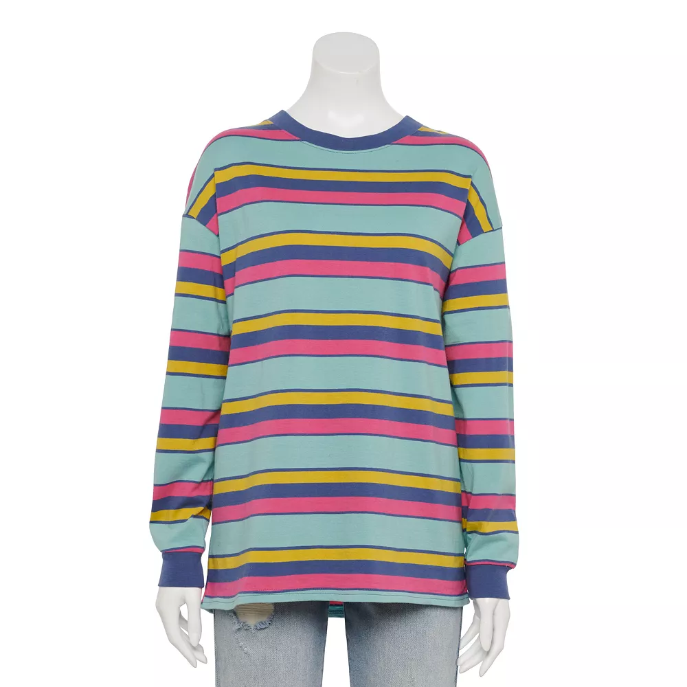 Juniors' SO® Long Sleeve Boyfriend Tee 8 Juniors' SO® Long Sleeve Boyfriend Tee - Image 8