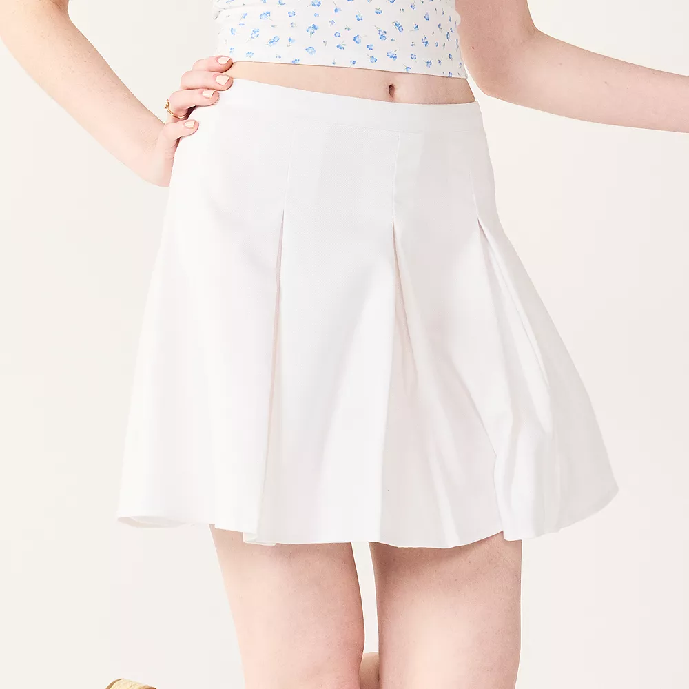 Juniors' SO® Pleated High-Rise Mini Skirt 2 Juniors' SO® Pleated High-Rise Mini Skirt - Image 2