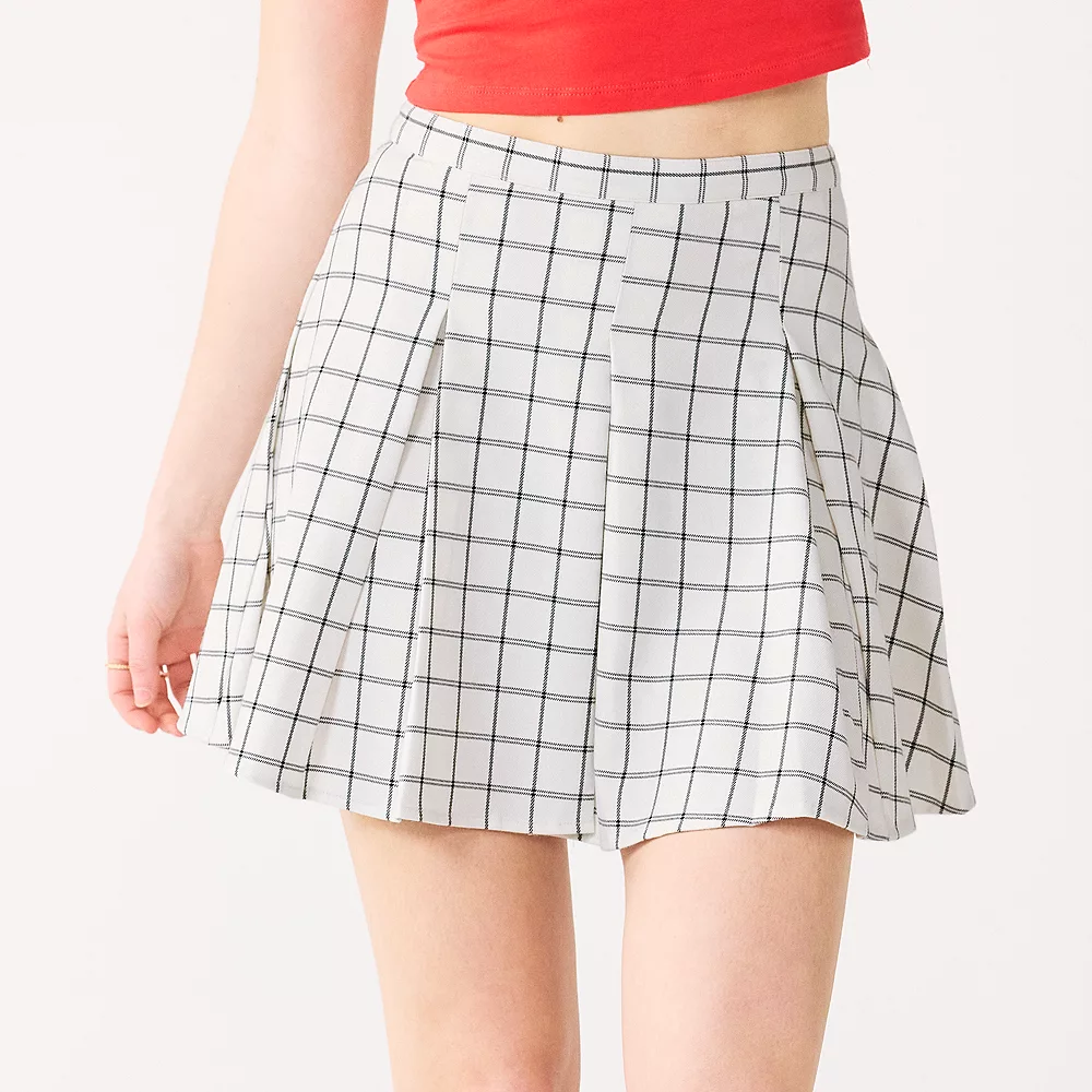 Juniors' SO® Pleated High-Rise Mini Skirt 1 Juniors' SO® Pleated High-Rise Mini Skirt